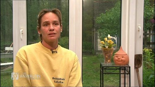 Eine Anwältin für alle Fälle Staffel 01 Folge 5: Ein Reiterhof vor dem Aus