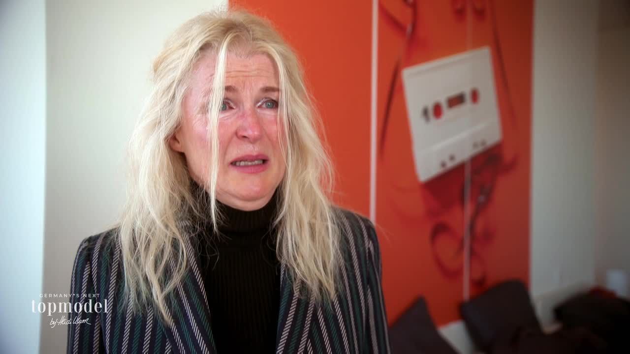 Lieselotte: "Jetzt steh ich hier, wie 'ne Doofe!"