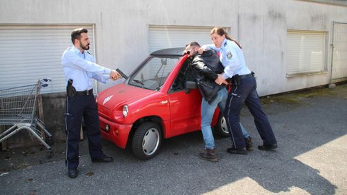 Die Ruhrpottwache Die Ruhrpottwache Folge 11: Artistische Flucht