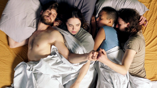 Singles' Diaries Staffel 1 Folge 8: Schon mal Polyamorie versucht?
