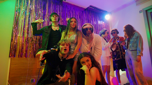 Hausparty X – Wer hat den besten Vibe? Hausparty X – Wer hat den besten Vibe? Staffel 2 Folge 8: Folge 8