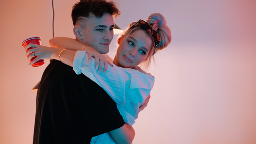 Hausparty X – Wer hat den besten Vibe? Hausparty X – Wer hat den besten Vibe? Staffel 1 Folge 8: Folge 8
