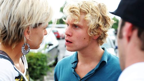 Code 37 Staffel 02 Folge 9: Jung und blond