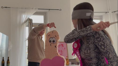 Make Me Famous MAKE ME FAMOUS - 01. STAFFEL Folge 12: Aufbruch, Alltag & ein Hauch von Glam