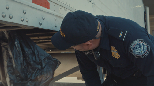Border Patrol USA - Einsatz an Mexikos Grenze BORDER PATROL USA - EINSATZ AN MEXIKOS GRENZE - 05. STAFFEL Folge 12: Statussymbole der Macht