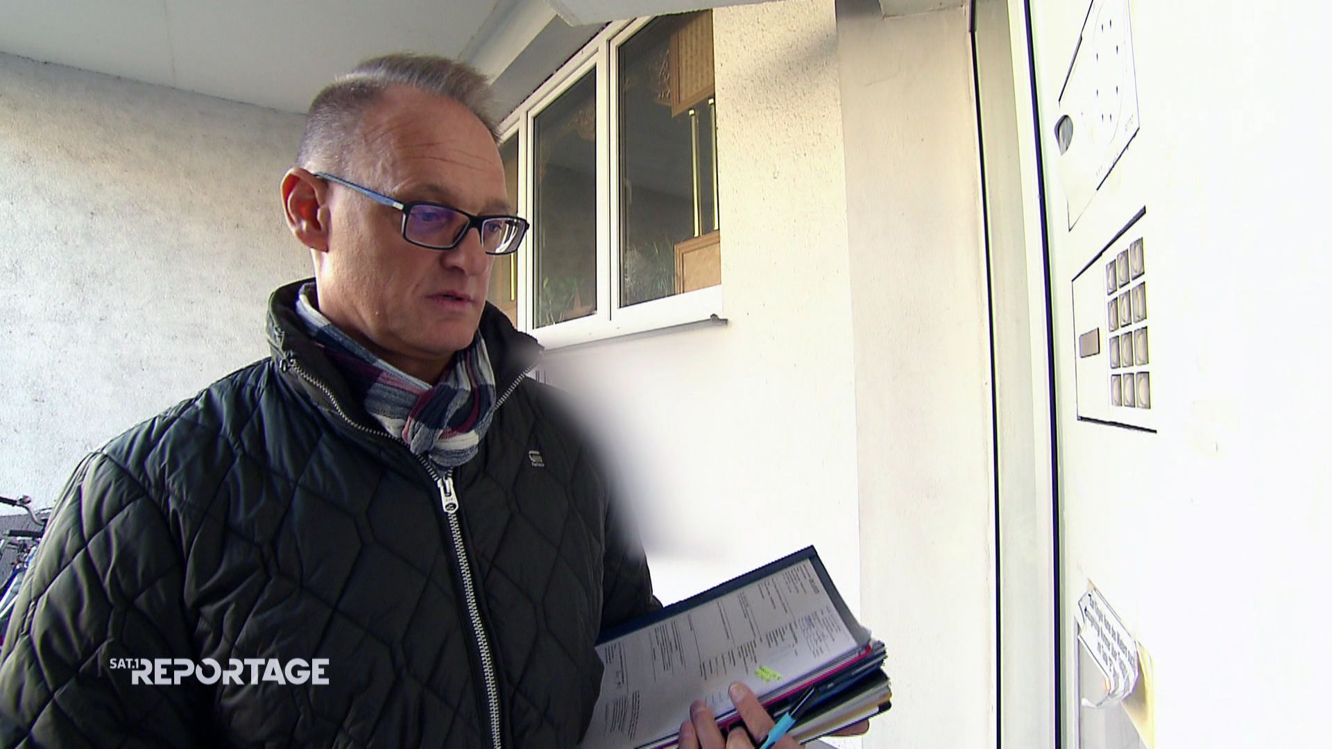 In der Schuldenfalle - Hausbesuch mit Haftbefehl