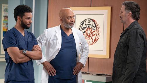 Grey's Anatomy GREY'S ANATOMY - DIE JUNGEN ÄRZTE - 21. STAFFEL Folge 16: Vaterrolle