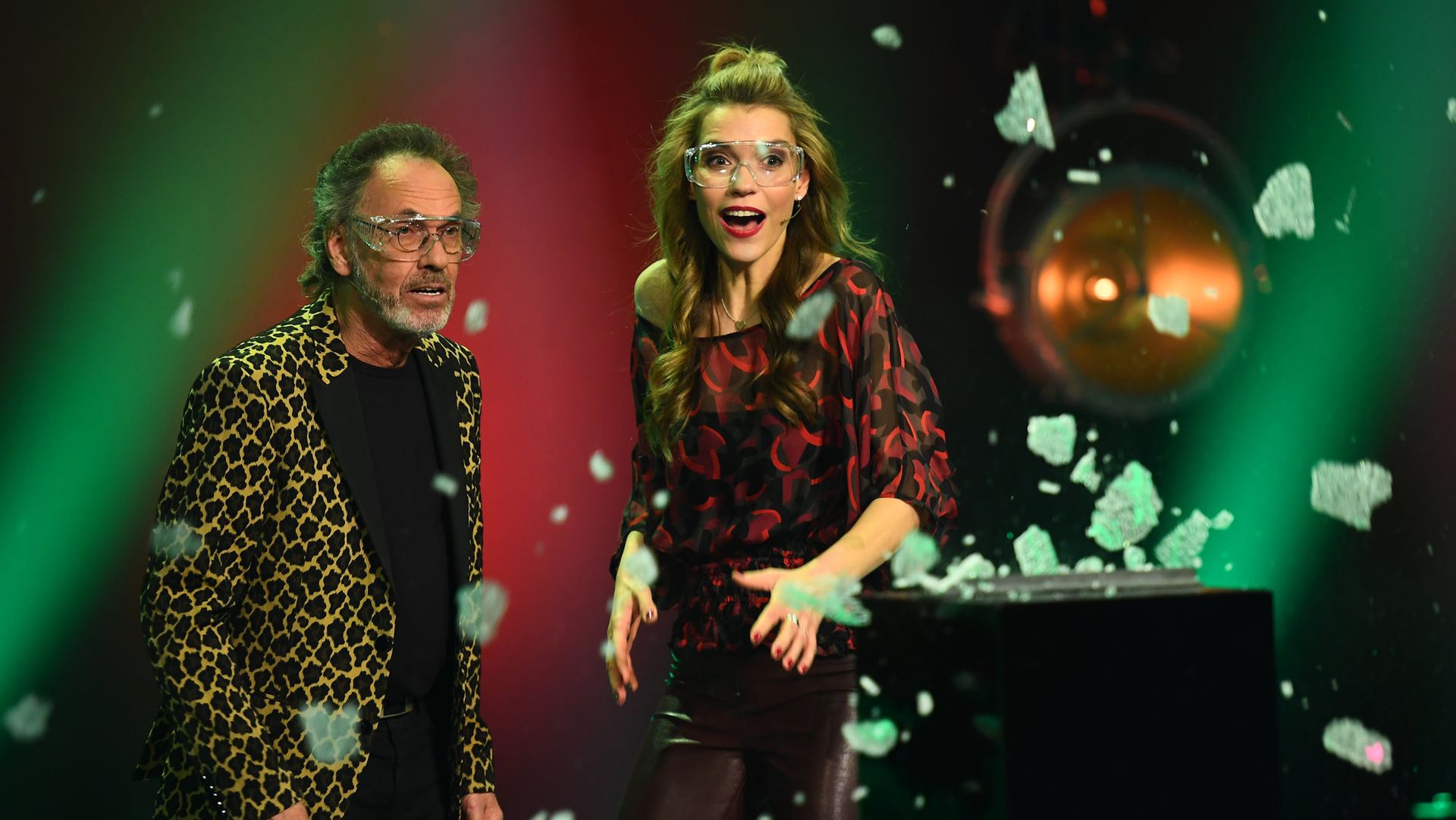 Flaschendrehen extrem: Der Partyklassiker eskaliert!