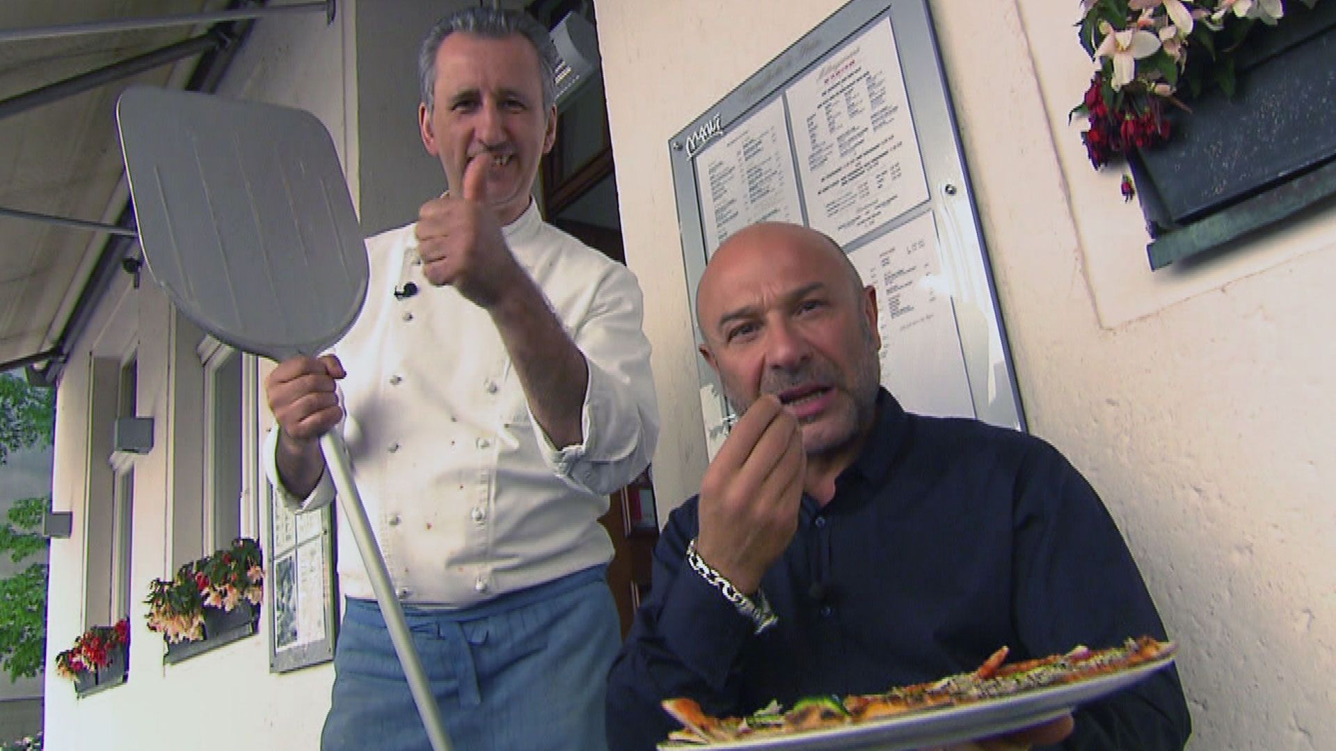 Schwarz, ursprünglich oder mit Trüffel: Welche Pizza überzeugt in Düsseldorf?