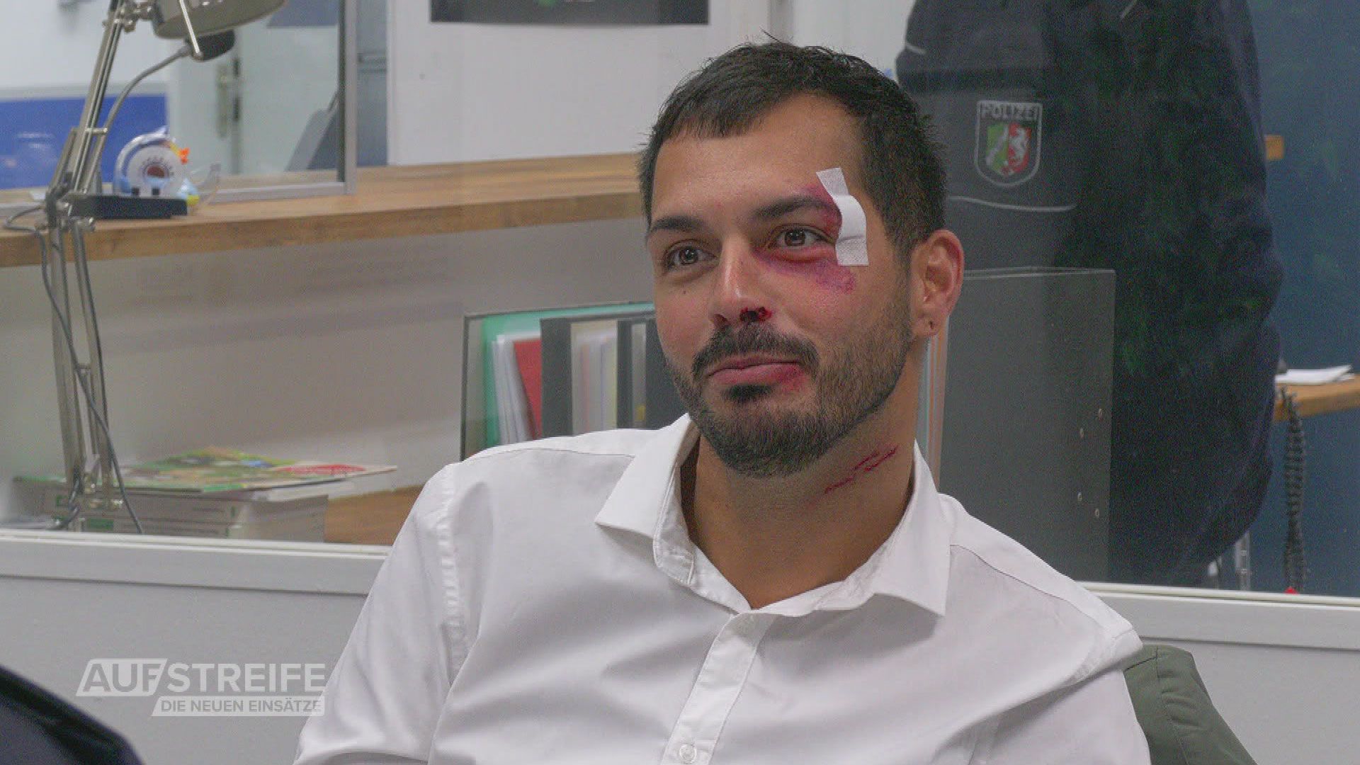 Hoch stapeln, tief fallen