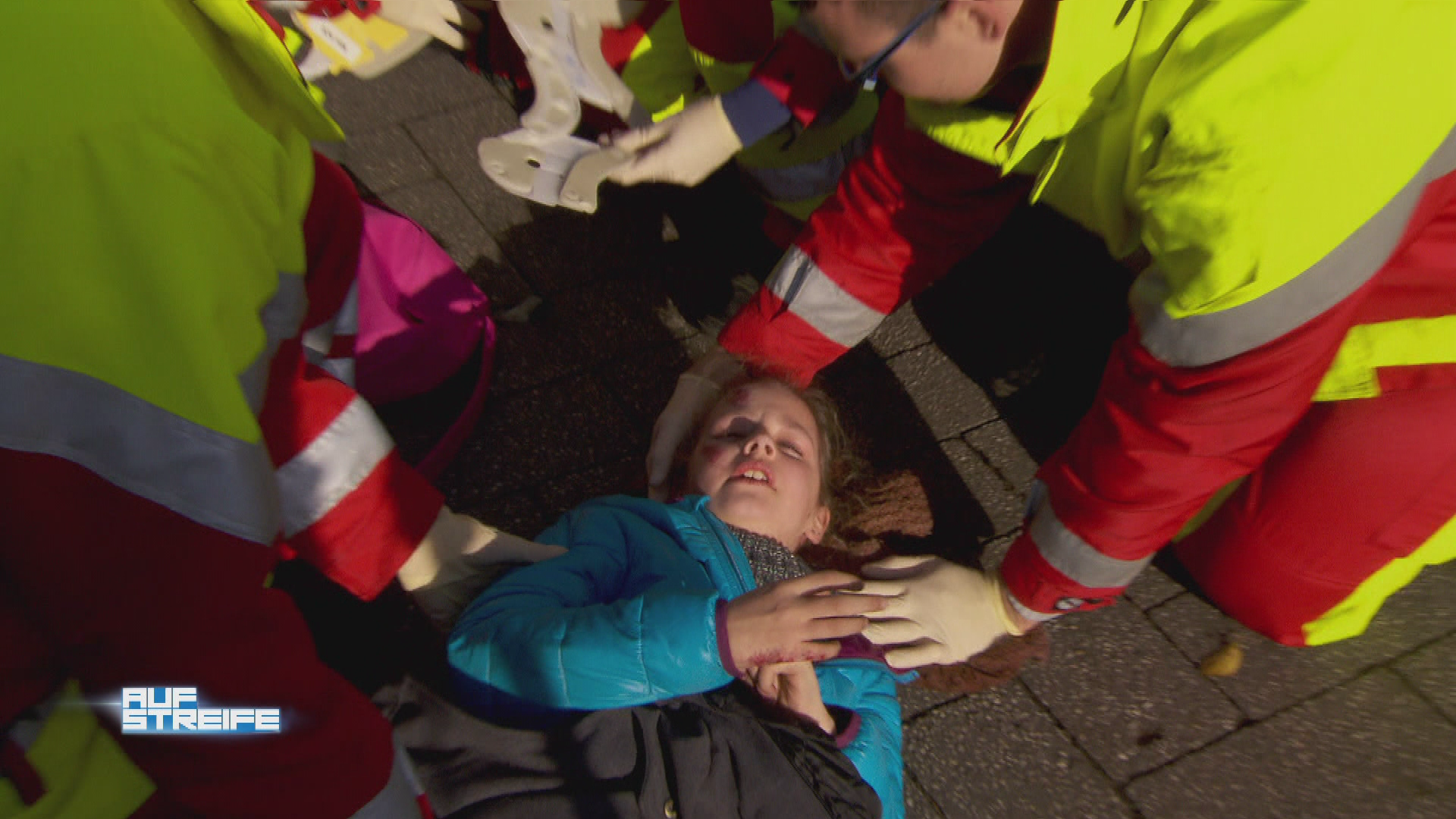 Audodieb fährt 7-jährige an und begeht Unfallflucht