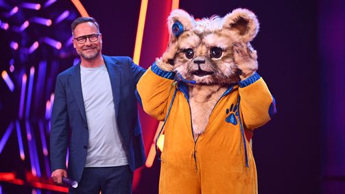 The Masked Singer The Masked Singer Folge 1: Neue Masken, neues Rateteam, neuer Rätselspaß