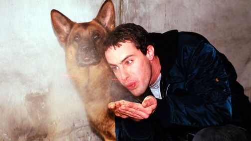 Kommissar Rex Staffel 4 Folge 13: Gefährlicher Auftrag
