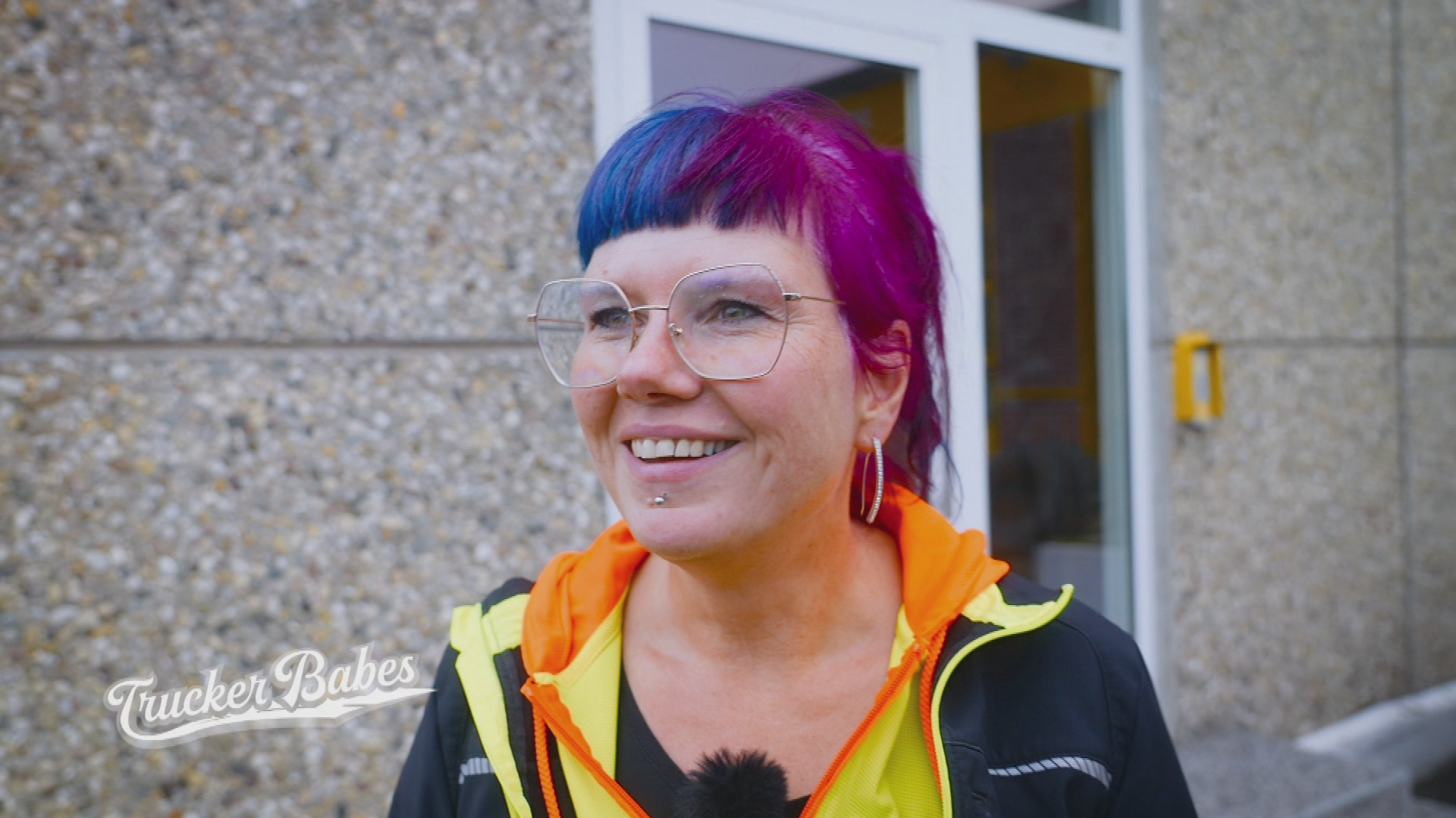 Gute Laune beim neuen Trucker Babe Doreen