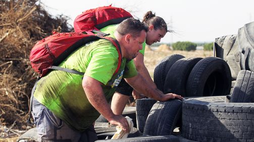 The Biggest Loser Staffel 8 Folge 1: Hindernislauf unter brennender Sonne - das Ticket für das Luxus-Camp