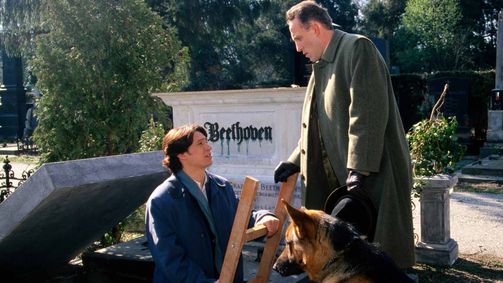 Kommissar Rex Staffel 1 Folge 12: Bring mir den Kopf von Beethoven
