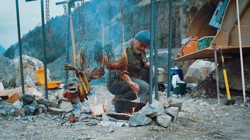 Schudel's Food Stories Schudel's Food Stories Folge 5: Schweinshals am Feuer