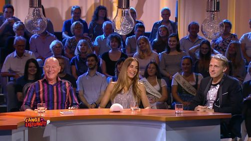 Lange Leitung!? - Das sehr witzige Begrifferaten Lange Leitung!? - Das sehr witzige Begrifferaten Folge 5: Folge 5: Oliver Pocher bei "Lange Leitung!?"
