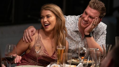 Hochzeit auf den ersten Blick - Australien HOCHZEIT AUF DEN ERSTEN BLICK - AUSTRALIEN - 08.STAFFEL Folge 28: Die Karten auf den Tisch