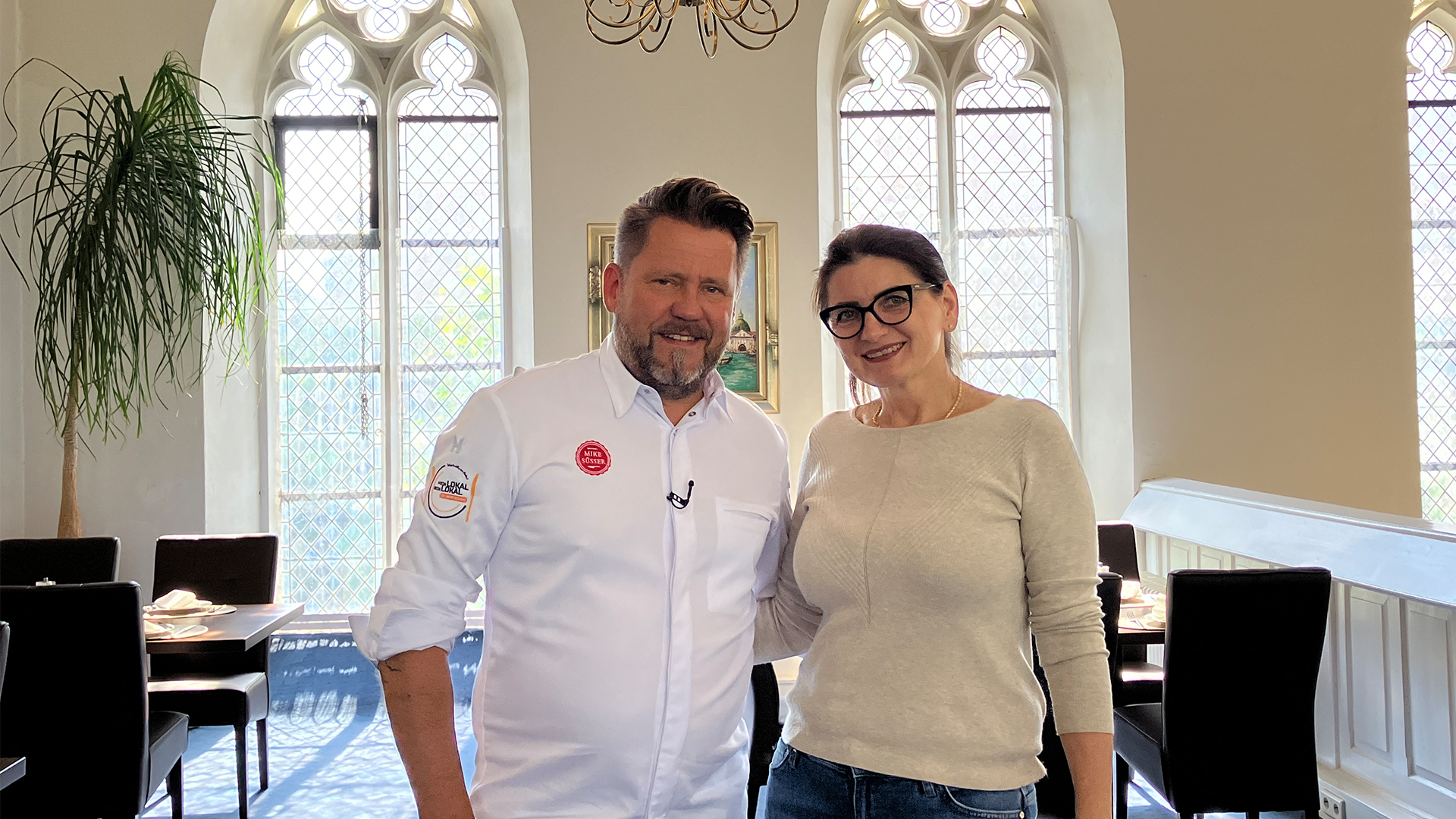 "Restaurant Die alte Kirche" - in einer echten alten Kirche speisen!