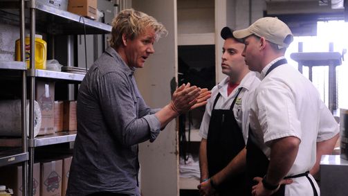 In Teufels Küche mit Gordon Ramsay (US) In Teufels Küche mit Gordon Ramsay (US) Folge 12: Zeke's