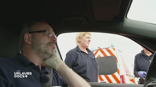 Die Urlaubs-Docs Die Urlaubs-Docs Folge 11: Wangerooge: Reitunfall im Osten