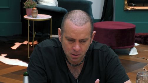 Promi Big Brother Promi Big Brother 2020 Folge 7: Tag 7: Ikke Hüftgold teilt eine schmerzhafte Erinnerung 