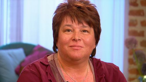 Julia Leischik sucht: Bitte melde dich Julia Leischik sucht: Bitte melde dich Folge 16: Von Neapel nach London: Julia sucht Jeanettes leiblichen Vater