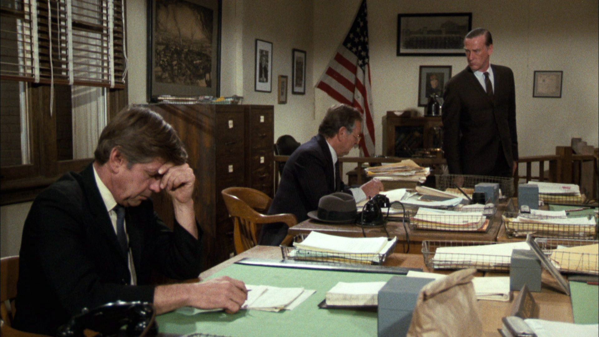 John muss sich entscheiden