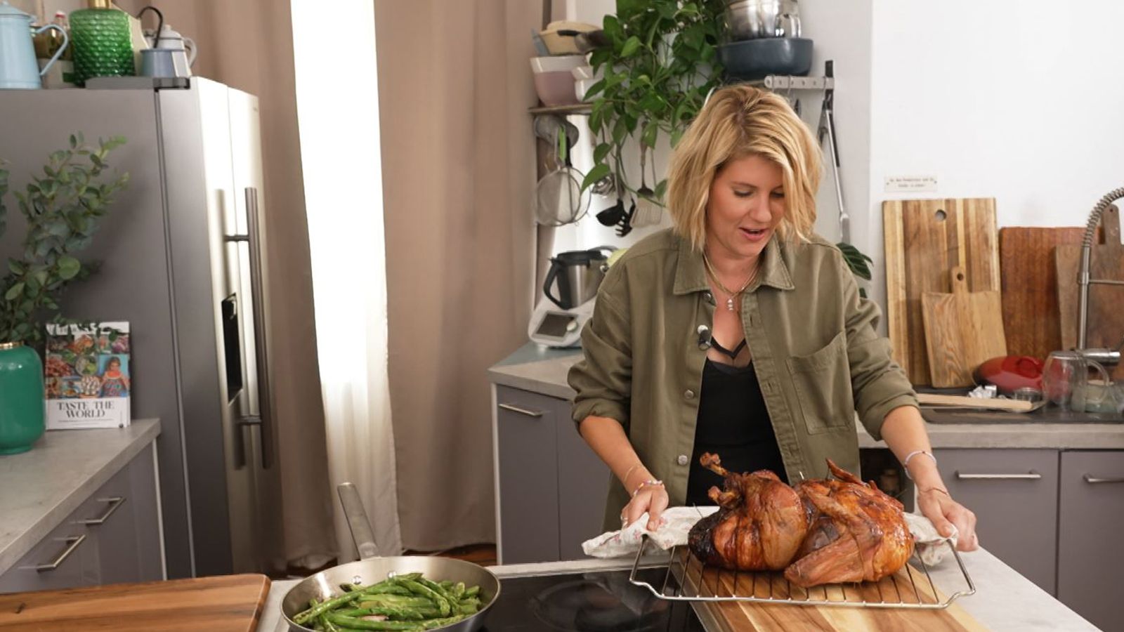 Thema u.a.: Kuriose Gerichte weltweit mit Feli