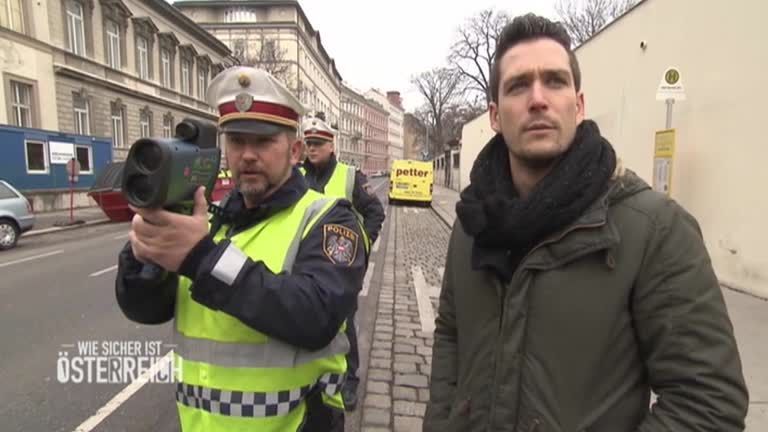 Staffel 01 Folge 01 - Wie sicher ist Österreich - Moravec undercover