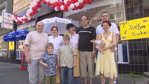 We are Family! So lebt Deutschland. We are Family! So lebt Deutschland. Folge 15: Die Pommes-Familie
