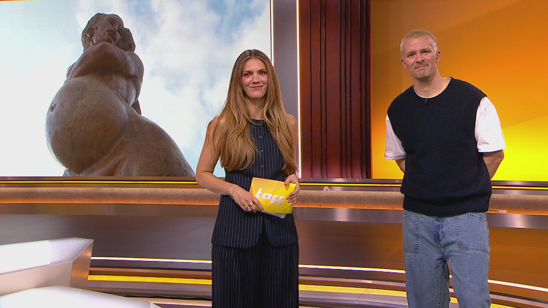 Die Nackte vom Feld – und was hat das mit Tennis zu tun?