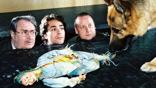 Kommissar Rex Staffel 8 Folge 7: Die Taten der Toten