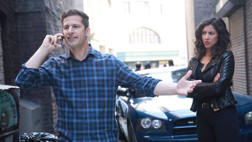 Brooklyn Nine-Nine Brooklyn Nine-Nine Folge 13: Karaoke mit meinem schlimmsten Freund