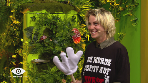 Promi Big Brother - Die Late Night Show Promi Big Brother - Die Late Night Show Folge 8: Jasmin zieht Bilanz - Alessia zieht ein