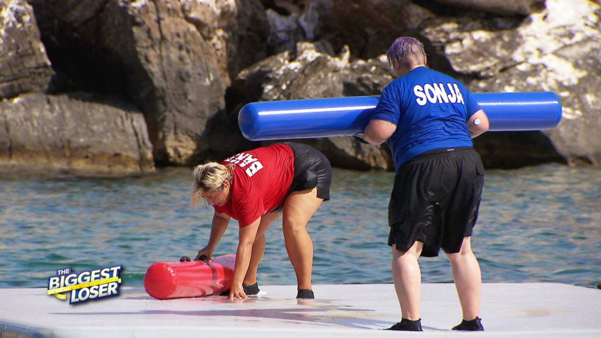 Wackelige Herausforderung: Wer behauptet sich im Duell?