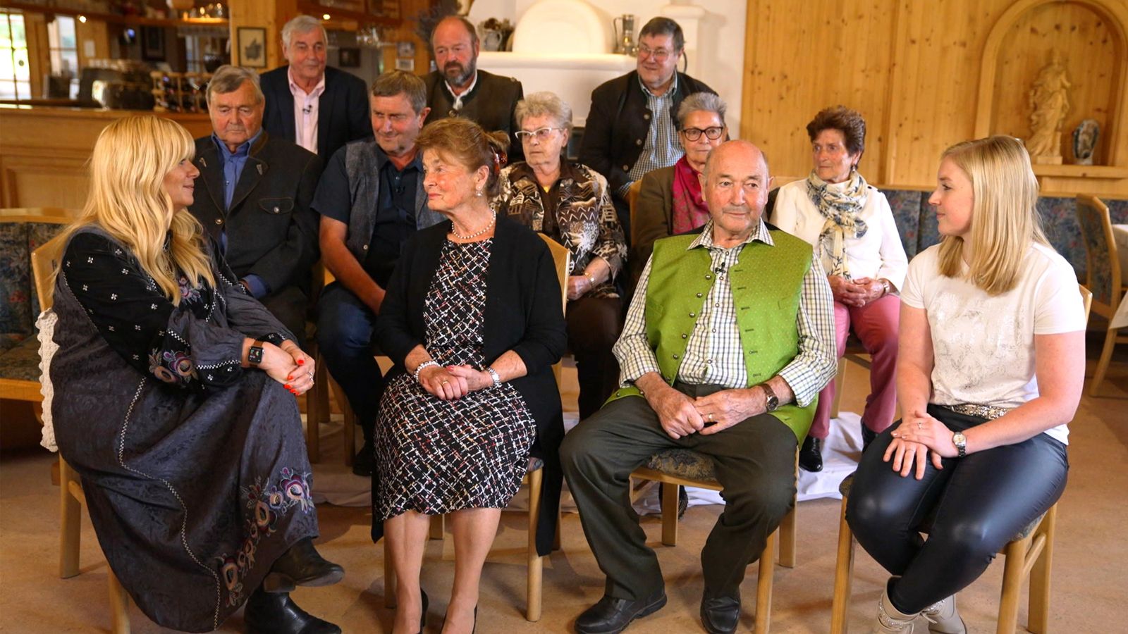 Eine Großfamilie auf der Suche nach dem verlorene Bruder