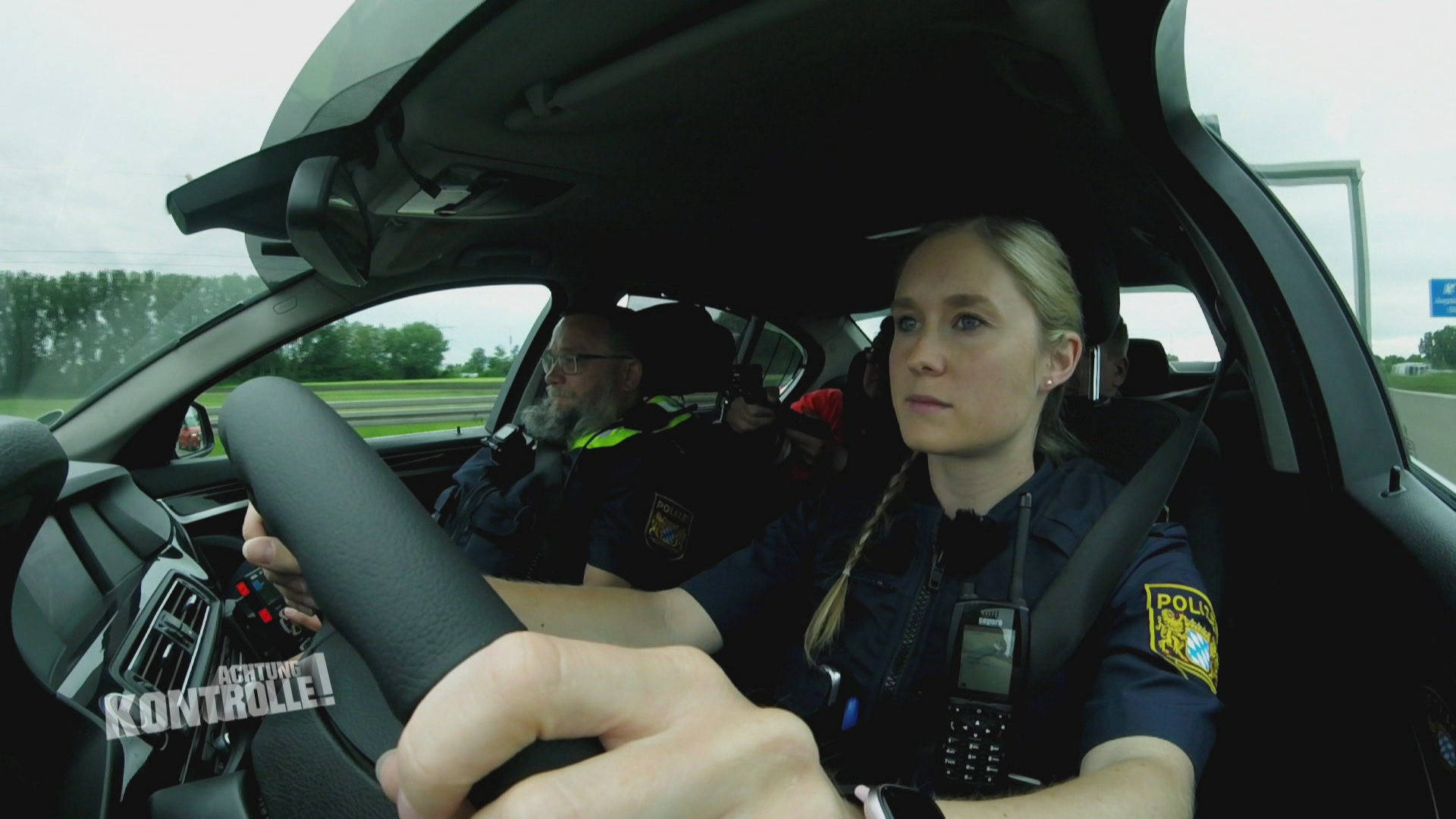 Gefahr auf der Autobahnbrücke – Polizei Gersthofen