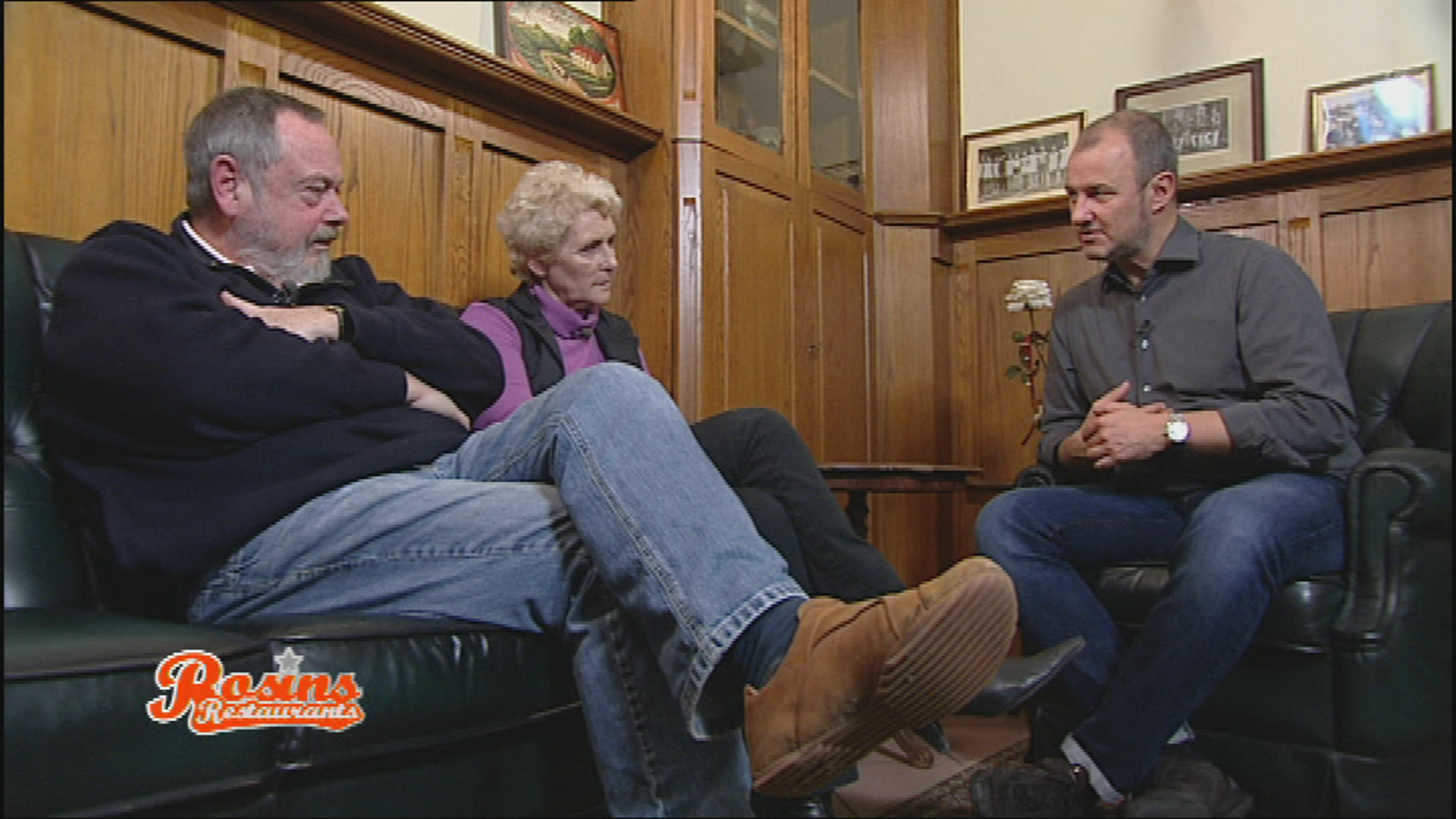 Da ist doch was im "Katzenbusch"