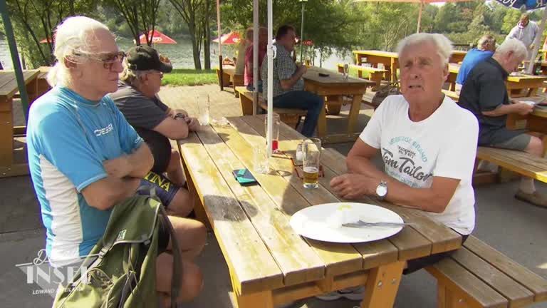 Staffel 1 Folge 2: Notfall, feiern, Nackedei