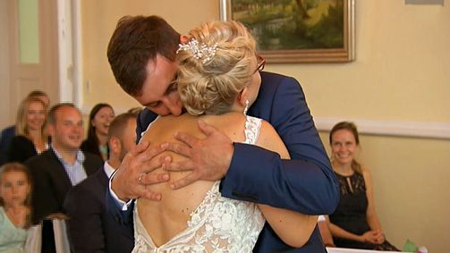 Hochzeit auf den ersten Blick HOCHZEIT AUF DEN ERSTEN BLICK - 05. STAFFEL Folge 5: Nervenkitzel und Kuschelzeit
