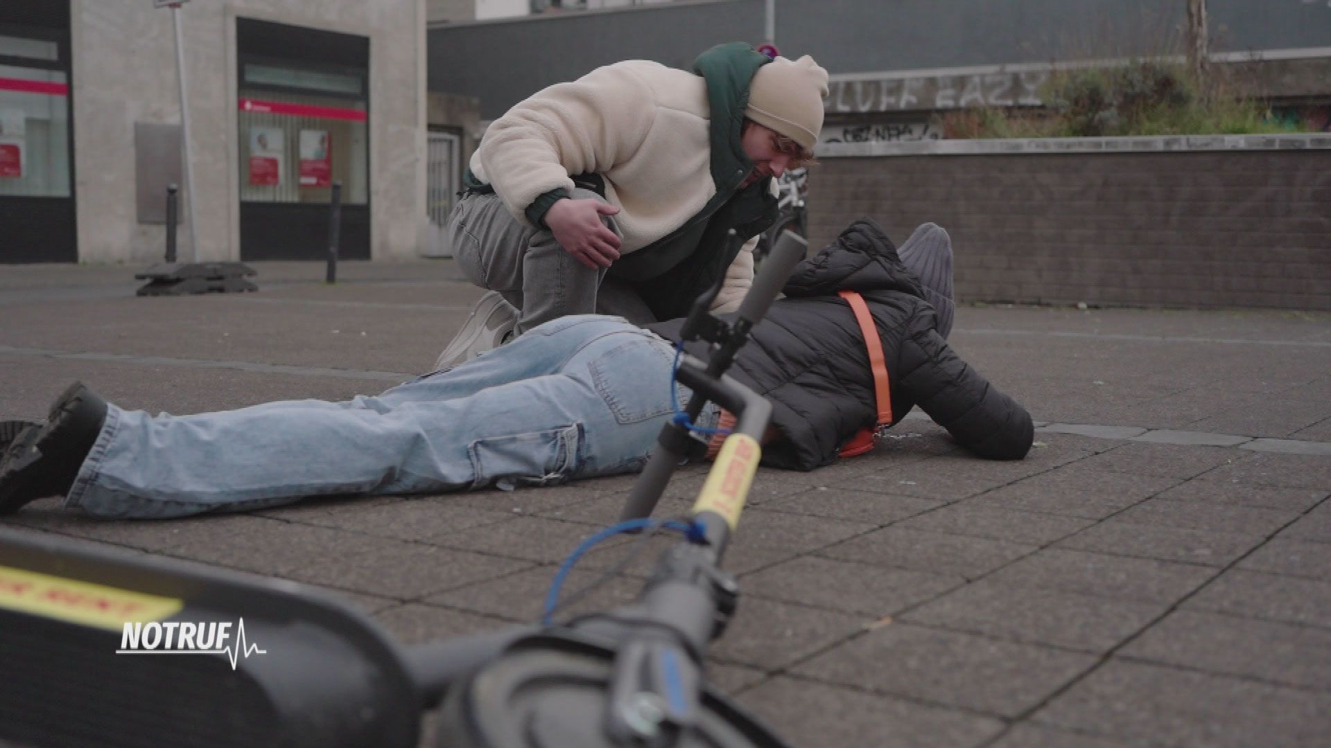 Lebensgefahr nach E-Scooter-Unfall