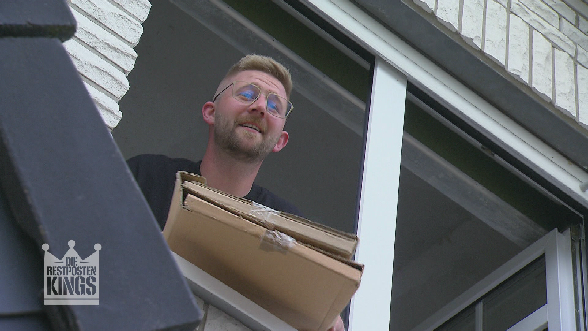 Fenster auf, Kisten raus: Alwin testet Turbo-Logistik