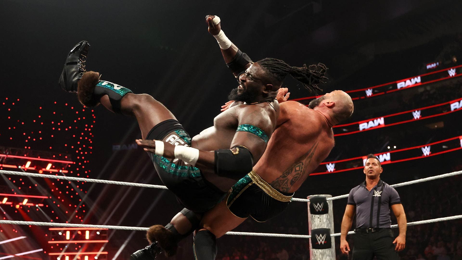 Oba Femis gnadenloses Match gegen Rusev