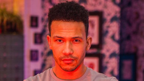 Tattoo Fixers - Die Cover Up Profis Tattoo Fixers - Die Cover Up-Profis Folge 4: Nicht von dieser Welt