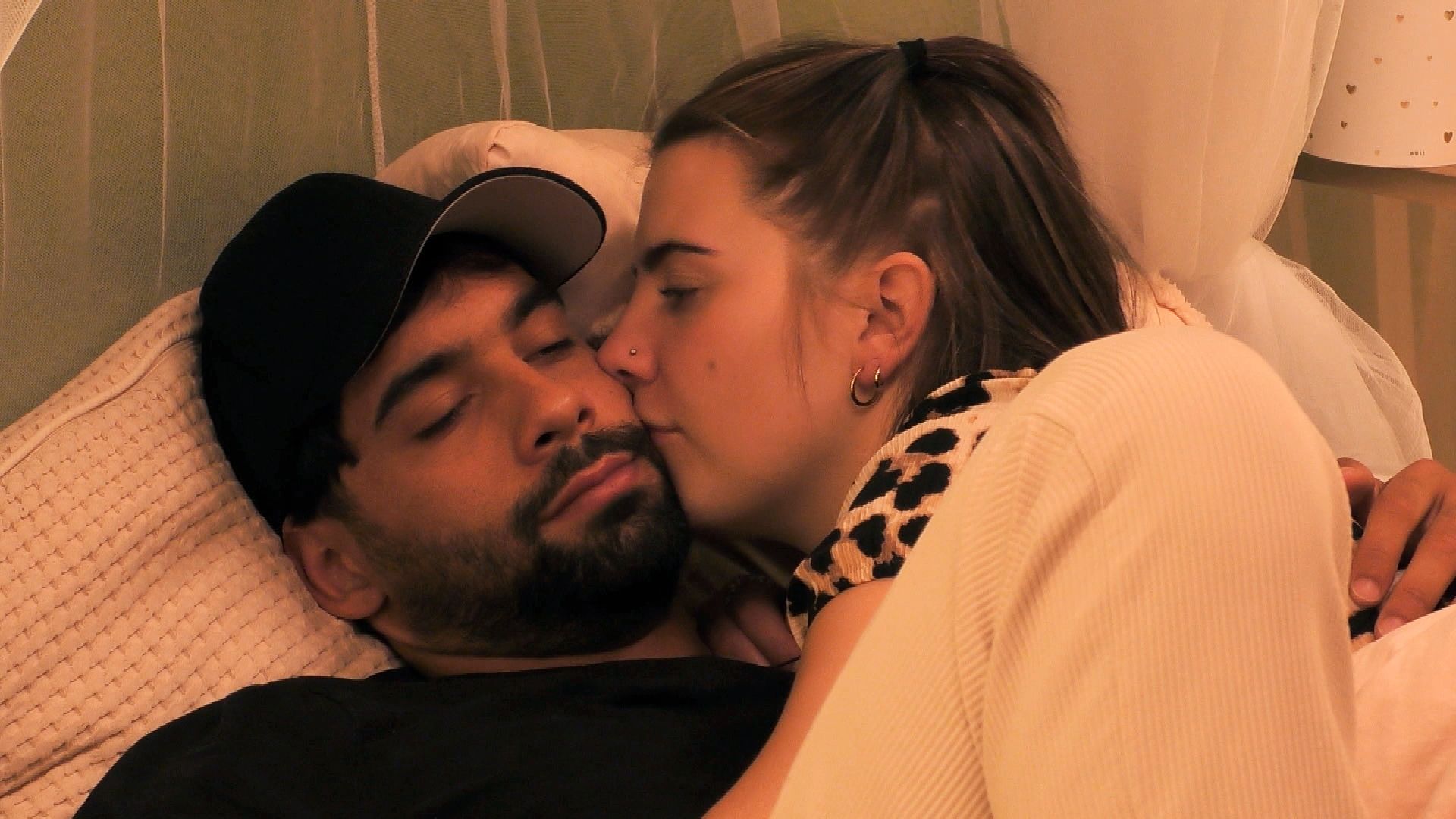 Tageszusammenfassung 55: Maja und Christian - ist die Love-Story echt?