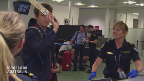 Border Patrol Australia Border Patrol Australia Folge 18: Die benebelten Briten