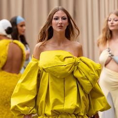 S21E04: Mit Audiodeskription - Catwalk-Fieber & erste Entscheidung