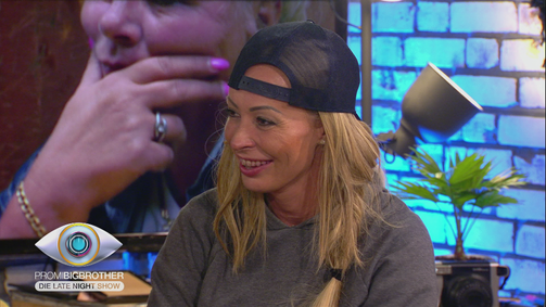Promi Big Brother - Die Late Night Show Promi Big Brother - Die Late Night Show Folge 12: Heute zu Gast bei Jochen und Melissa: Exit Cora Schumacher